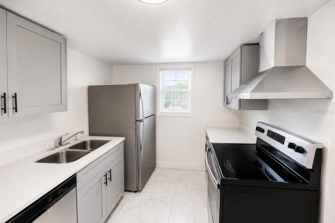 Condominio en alquiler en Orlando, Florida, 3 dormitorios, 124.3 m2 № 2202807 - foto 5