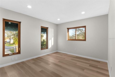 House in Oldsmar, Florida 4 bedrooms, 231.88 sq.m. № 1837834 - photo 21
