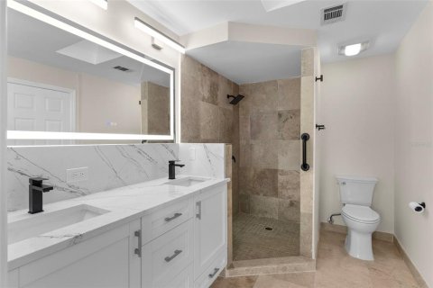 House in Oldsmar, Florida 4 bedrooms, 231.88 sq.m. № 1837834 - photo 20