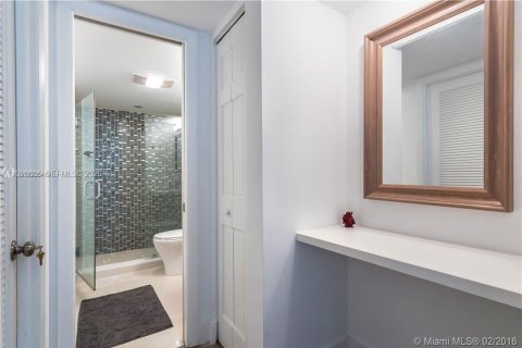 Copropriété à vendre à Miami Beach, Floride: 1 chambre, 61.22 m2 № 2038131 - photo 11