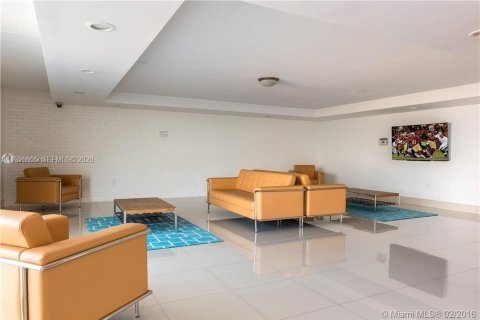 Copropriété à vendre à Miami Beach, Floride: 1 chambre, 61.22 m2 № 2038131 - photo 21