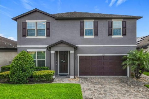 House in Ocoee, Florida 5 bedrooms, 244.89 sq.m. № 1822947 - photo 1