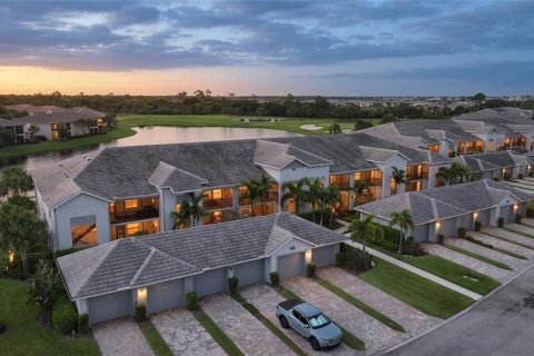 Copropriété à vendre à Punta Gorda, Floride: 2 chambres, 132.11 m2 № 2147454 - photo 2