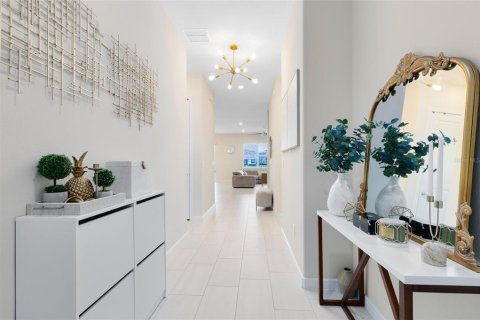 Casa en venta en Orlando, Florida, 5 dormitorios, 264.49 m2 № 1808478 - foto 15