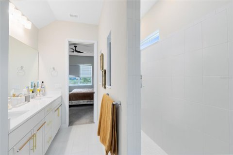Casa en venta en Orlando, Florida, 5 dormitorios, 264.49 m2 № 1808478 - foto 13