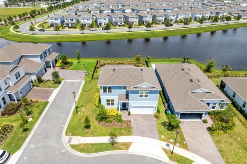 Casa en venta en Orlando, Florida, 5 dormitorios, 264.49 m2 № 1808478 - foto 2