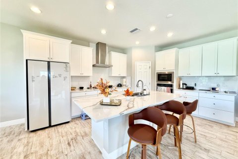 Casa en alquiler en Land O' Lakes, Florida, 4 dormitorios, 256.6 m2 № 1878225 - foto 5
