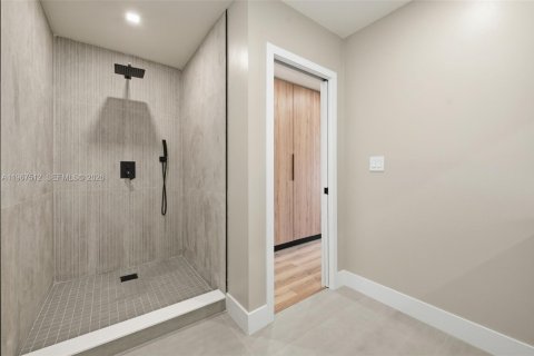 Casa en venta en Miami, Florida, 3 dormitorios, 134.24 m2 № 2028785 - foto 16