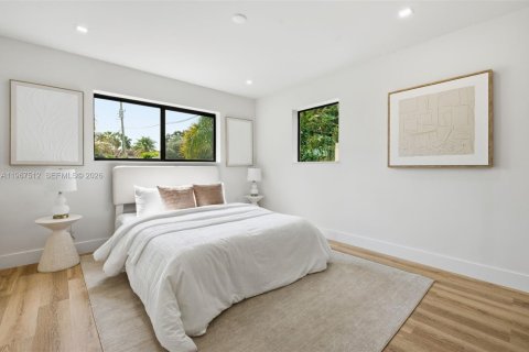 Casa en venta en Miami, Florida, 3 dormitorios, 134.24 m2 № 2028785 - foto 12