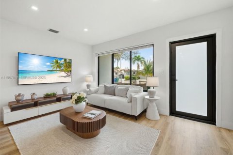 Casa en venta en Miami, Florida, 3 dormitorios, 134.24 m2 № 2028785 - foto 4