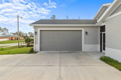 House in North Port, Florida 3 bedrooms, 156.08 sq.m. № 1441208 - photo 7