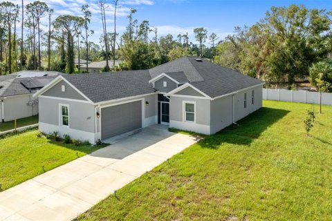 House in North Port, Florida 3 bedrooms, 156.08 sq.m. № 1441208 - photo 9