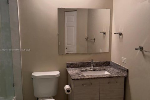 Condo in Sunny Isles Beach, Florida, 2 bedrooms  № 1966581 - photo 17