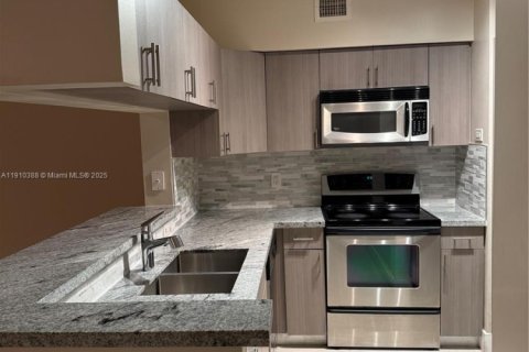 Condo in Sunny Isles Beach, Florida, 2 bedrooms  № 1966581 - photo 5