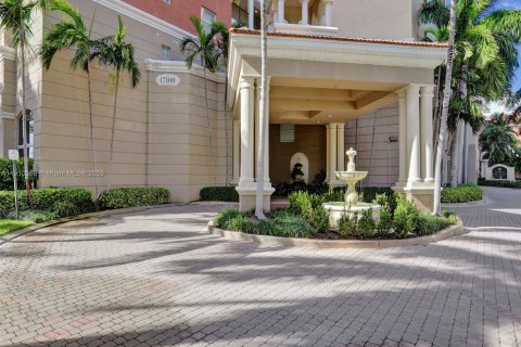 Condo in Sunny Isles Beach, Florida, 2 bedrooms  № 1966581 - photo 28