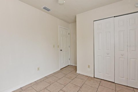 House in Orlando, Florida 2 bedrooms, 80.64 sq.m. № 1587711 - photo 9