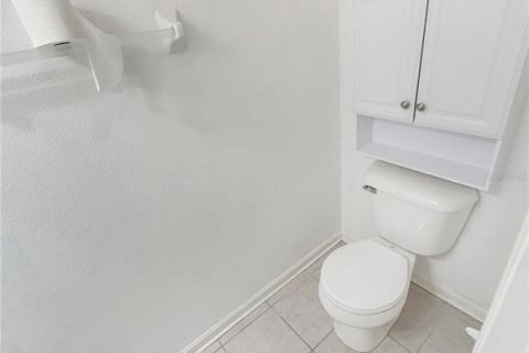 Touwnhouse à vendre à Riverview, Floride: 3 chambres, 152.73 m2 № 2215502 - photo 11