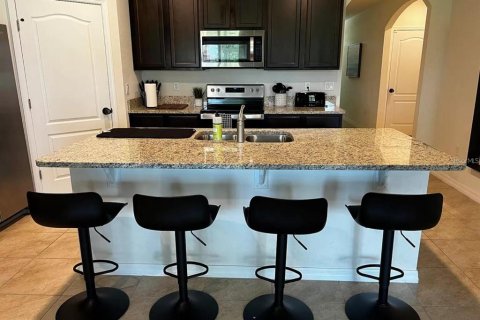 Villa ou maison à louer à Lakeland, Floride: 4 chambres, 173.45 m2 № 2405198 - photo 2