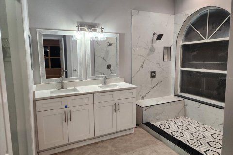 Villa ou maison à louer à Kissimmee, Floride: 4 chambres, 192.03 m2 № 2376578 - photo 12