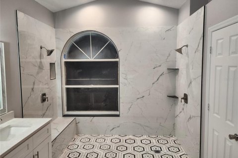 Villa ou maison à louer à Kissimmee, Floride: 4 chambres, 192.03 m2 № 2376578 - photo 10
