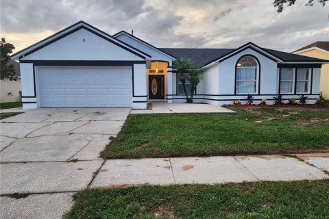 Villa ou maison à Kissimmee, Floride 4 chambres, 192.03 m2 № 2376578