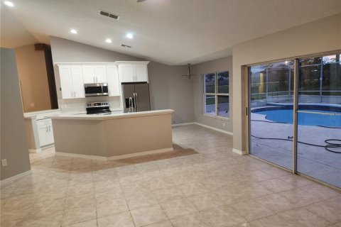 Villa ou maison à louer à Kissimmee, Floride: 4 chambres, 192.03 m2 № 2376578 - photo 8