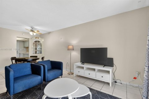 Condominio en venta en Miami, Florida, 2 dormitorios, 82.03 m2 № 2007811 - foto 5