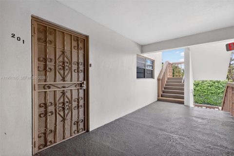 Condominio en venta en Miami, Florida, 2 dormitorios, 82.03 m2 № 2007811 - foto 21