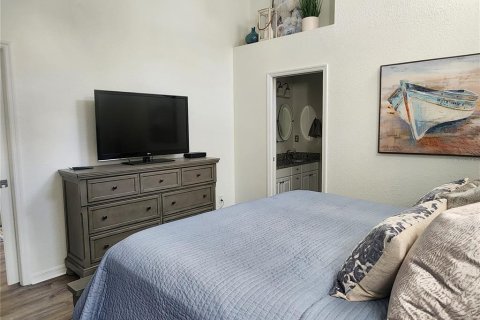 Condo in Bradenton, Florida, 2 bedrooms  № 2098806 - photo 17
