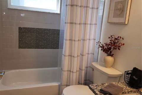 Condo in Bradenton, Florida, 2 bedrooms  № 2098806 - photo 26