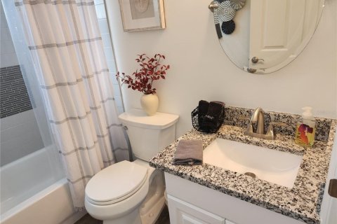 Condo in Bradenton, Florida, 2 bedrooms  № 2098806 - photo 25