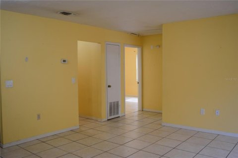 Apartamento en alquiler en Gainesville, Florida, 2 dormitorios, 76.51 m2 № 2284834 - foto 4