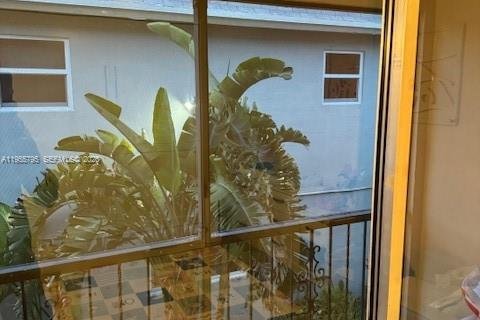 Adosado en alquiler en Hollywood, Florida, 2 dormitorios, 97.55 m2 № 2009722 - foto 14