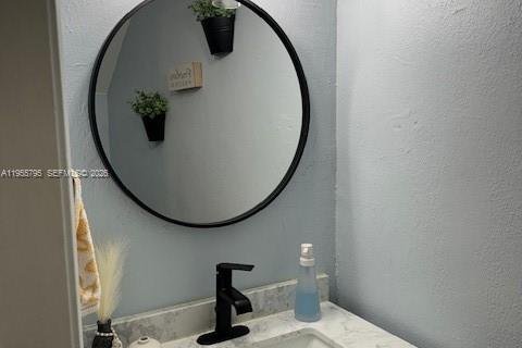 Adosado en alquiler en Hollywood, Florida, 2 dormitorios, 97.55 m2 № 2009722 - foto 4