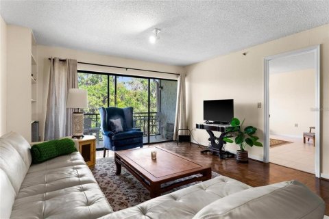 Condominio en venta en Casselberry, Florida, 2 dormitorios, 105.63 m2 № 2226622 - foto 12
