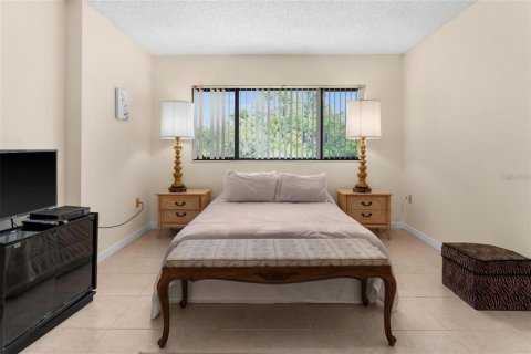 Condominio en venta en Casselberry, Florida, 2 dormitorios, 105.63 m2 № 2226622 - foto 16
