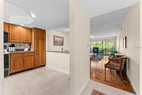 Condominio en venta en Casselberry, Florida, 2 dormitorios, 105.63 m2 № 2226622 - foto 5