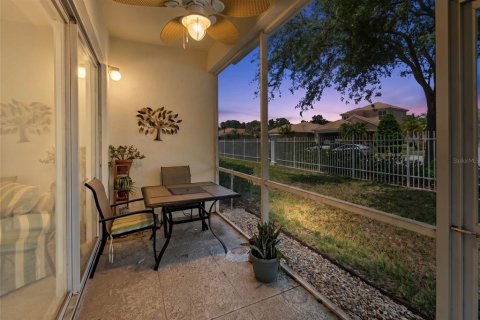 Condo in Bradenton, Florida, 2 bedrooms № 2166776 - photo 2