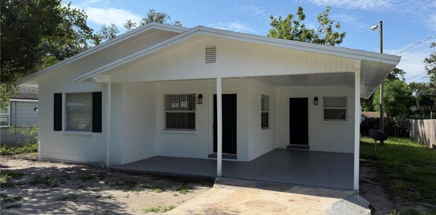 Villa ou maison à Tampa, Floride 3 chambres, 105.35 m2 № 2284613