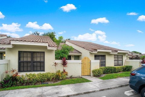 Appartement à louer à Boca Raton, Floride: 3 chambres, 119.47 m2 № 2415862 - photo 2