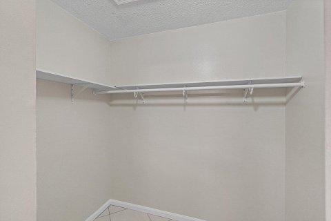 Appartement à louer à Boca Raton, Floride: 3 chambres, 119.47 m2 № 2415862 - photo 28