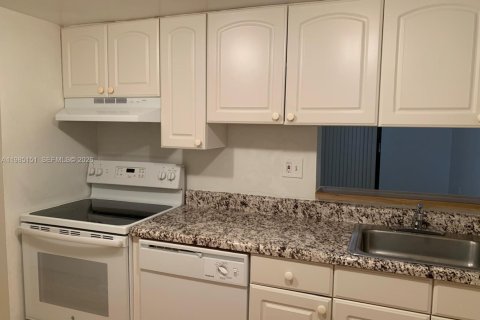 Copropriété à louer à Miami, Floride: 2 chambres, 89.65 m2 № 2050869 - photo 8