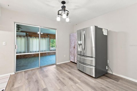 Villa ou maison à vendre à Fruitland Park, Floride: 3 chambres, 175.4 m2 № 2333921 - photo 6