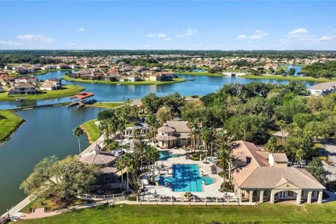 House in BELLALAGO in Kissimmee, Florida 3 bedrooms, 156.73 sq.m. № 2403662 - photo 25