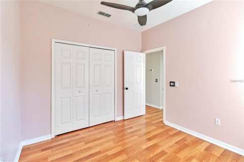 House in BELLALAGO in Kissimmee, Florida 3 bedrooms, 156.73 sq.m. № 2403662 - photo 13