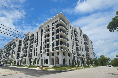 Villa ou maison à louer à North Miami, Floride: 3 chambres, 47955.41 m2 № 1963895 - photo 1