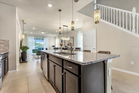Villa ou maison à vendre à Davenport, Floride: 7 chambres, 304.91 m2 № 2348102 - photo 8