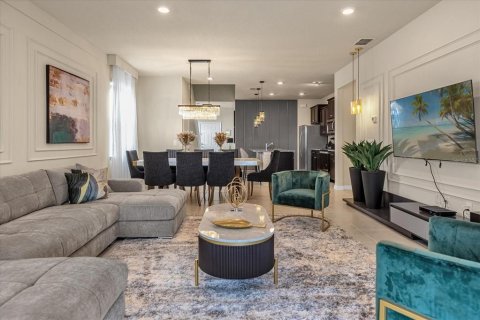 Villa ou maison à vendre à Davenport, Floride: 7 chambres, 304.91 m2 № 2348102 - photo 3