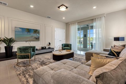 Villa ou maison à vendre à Davenport, Floride: 7 chambres, 304.91 m2 № 2348102 - photo 4