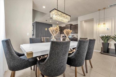 Villa ou maison à vendre à Davenport, Floride: 7 chambres, 304.91 m2 № 2348102 - photo 5